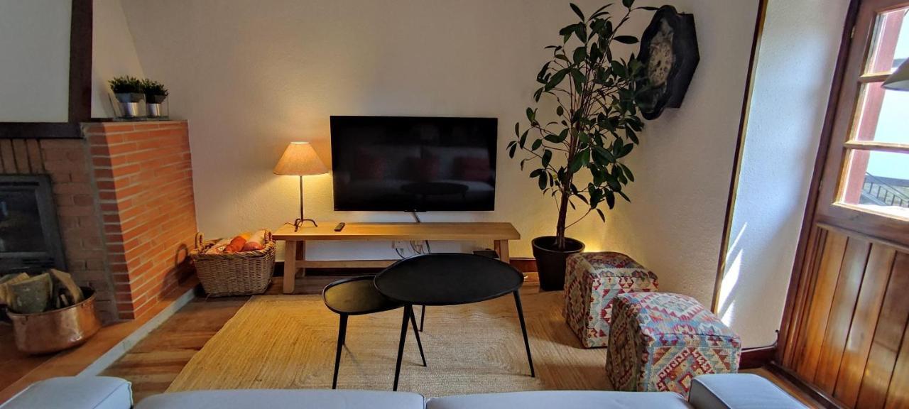 Alojamiento Rural, Jardin, A 25 Minutos De Bilbao, Parking Gratuito Arantzazu Eksteriør bilde